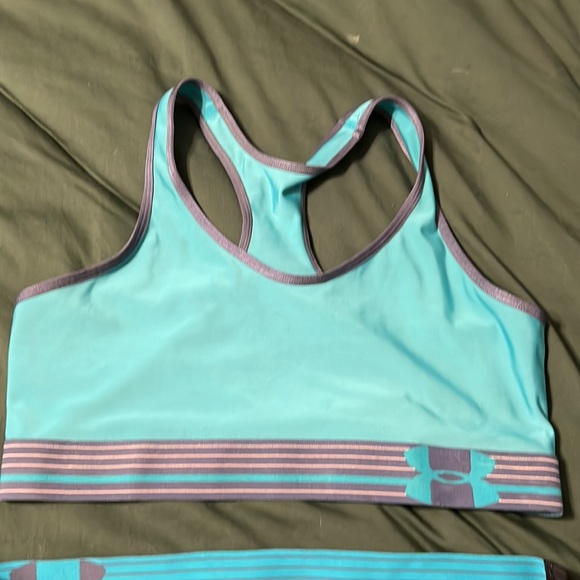 UNDERARMOUR workout set size medium - Picture 3 of 3